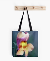 Color Of The Snapdragon Flower tote bag